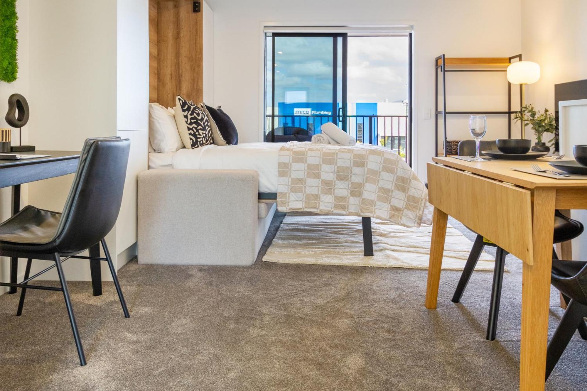 Prime Locale: Studio With Balcony Christchurch Exterior foto