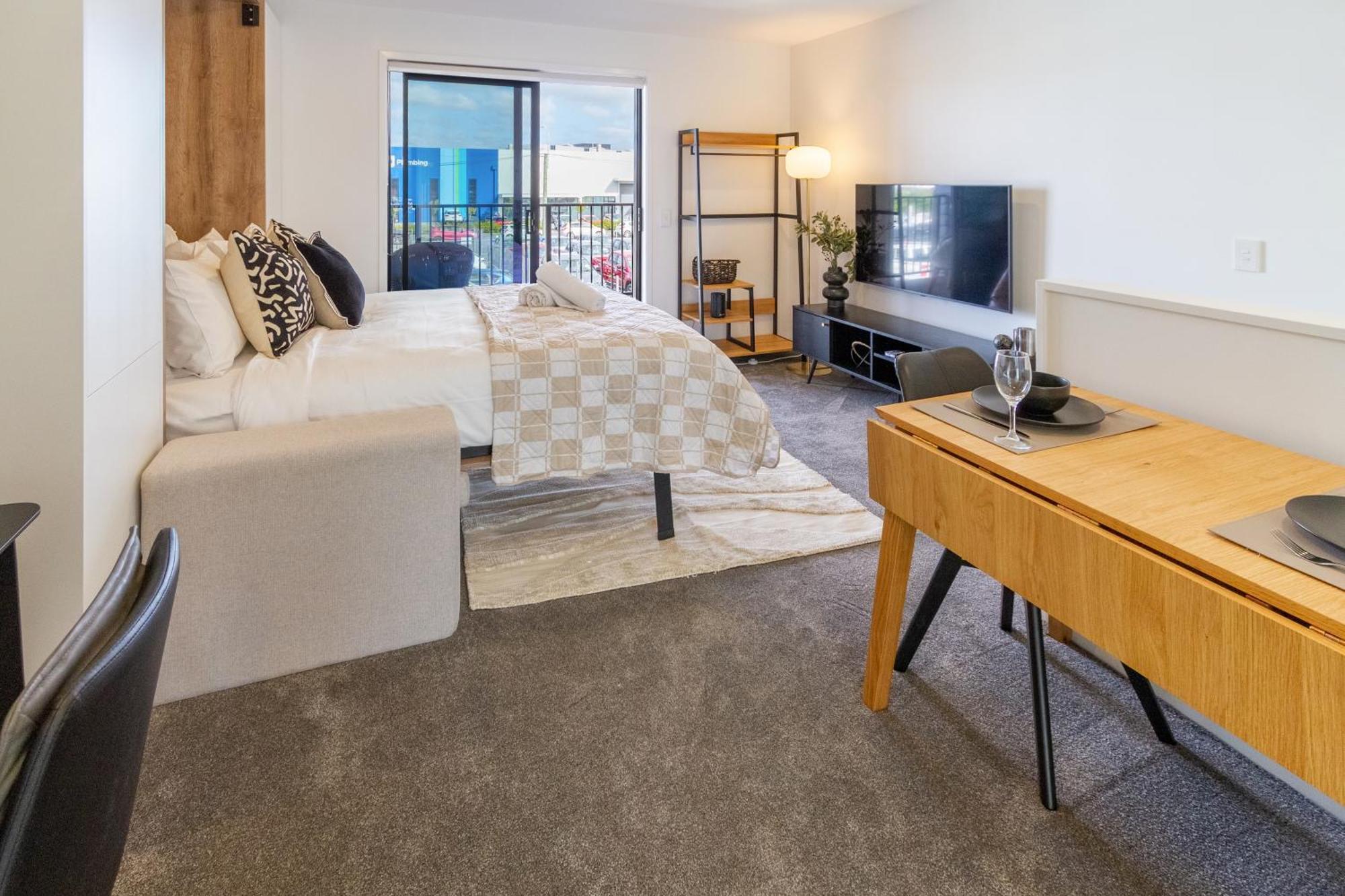 Prime Locale: Studio With Balcony Christchurch Exterior foto